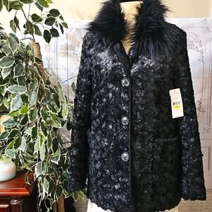 Karen Kane NWT Elegant Black Faux Fur Women's Coat With Pockets
